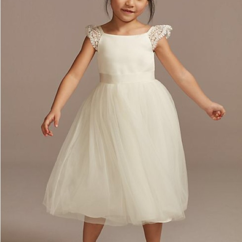 David’s bridal crochet cap sleeve ruffle flower girl dress ivory STYLE# OP265